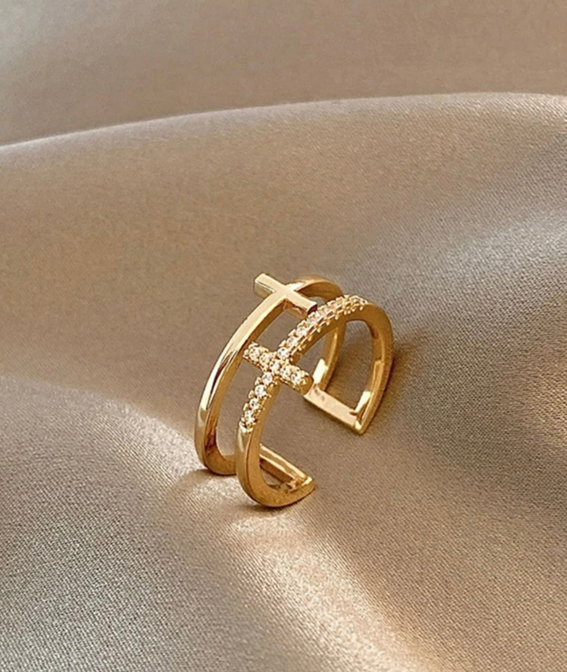 “Walk by Faith” Ring: Gold