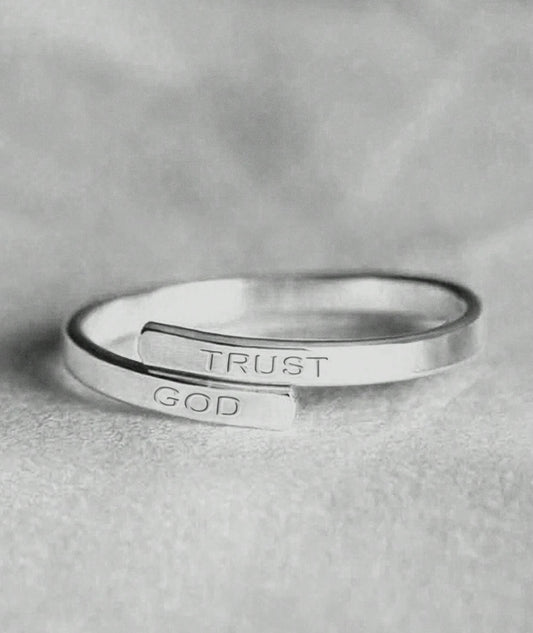 “Trust God” Ring - Silver