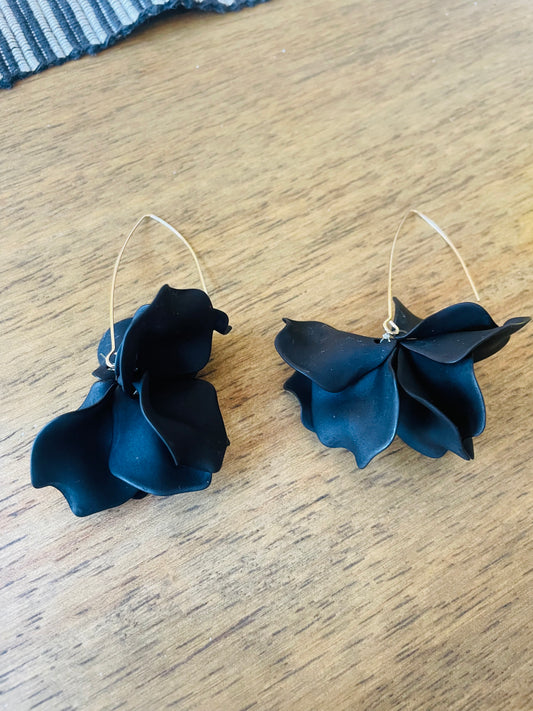 Flora Earrings: Black